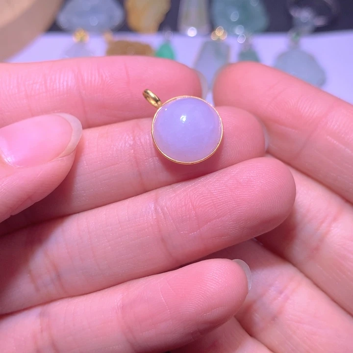 颈饰18K金镶嵌翡翠h****n翡翠