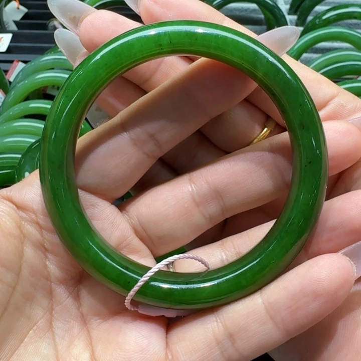 和田玉（碧玉）手镯未镶嵌