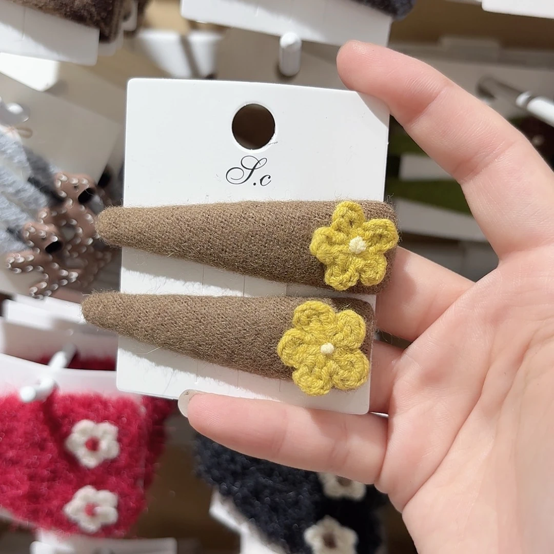 布艺非金属黄色花花拜拜