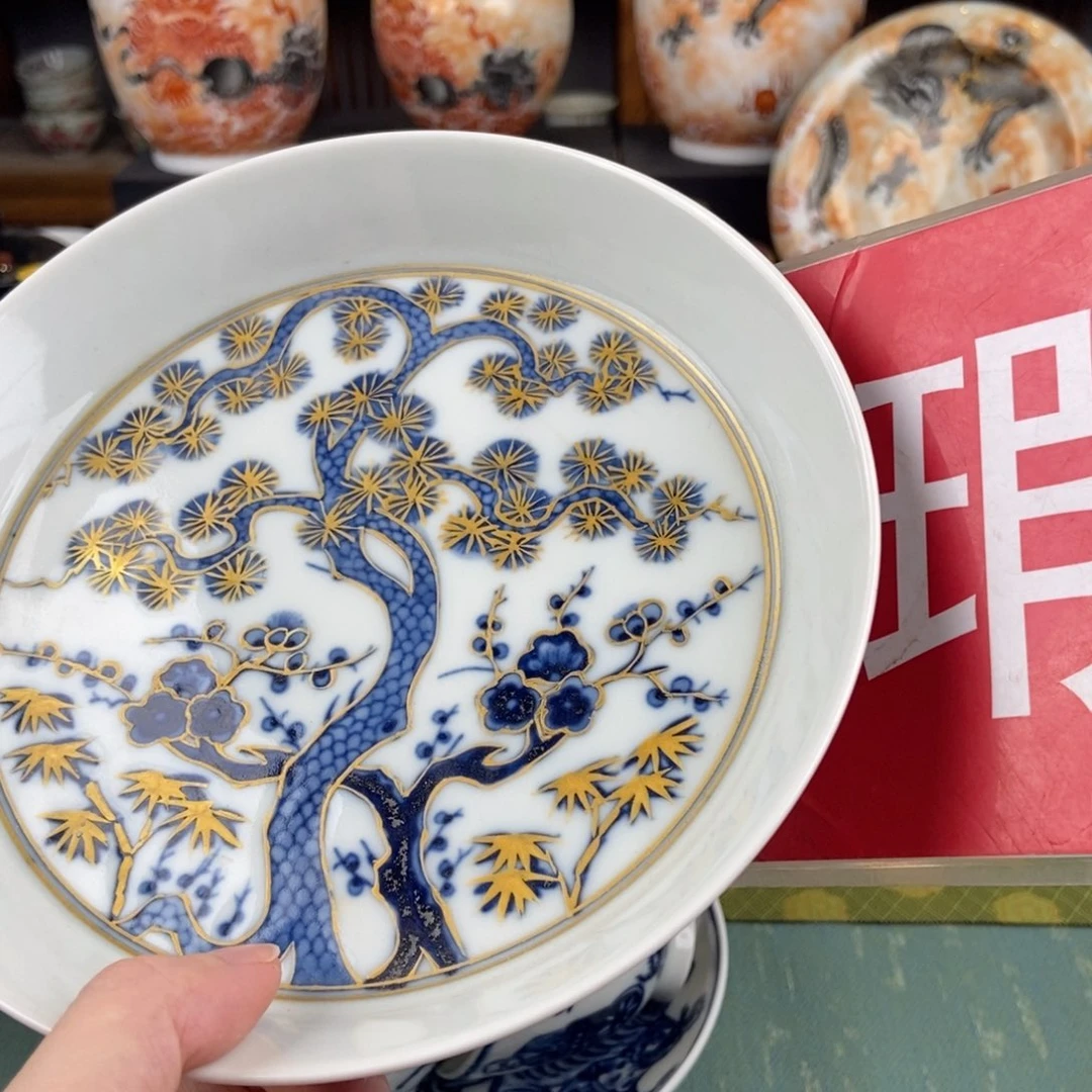 陶瓷的设计师是一个人