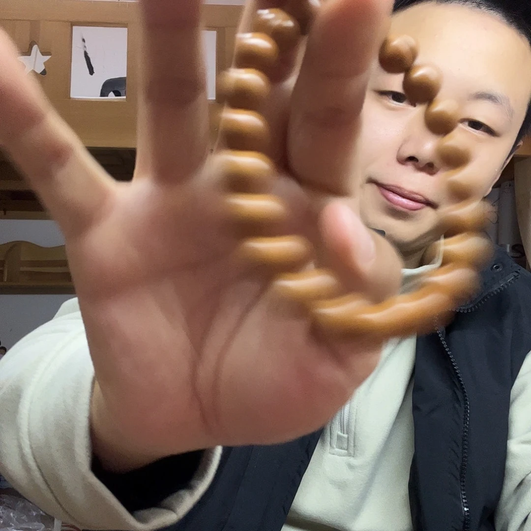 *****猴头核桃吊坠屁桃
