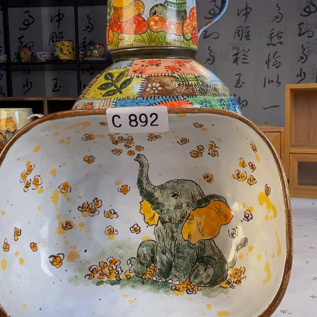 【闪购商品】摆件又****好桃园山房高温釉下五彩