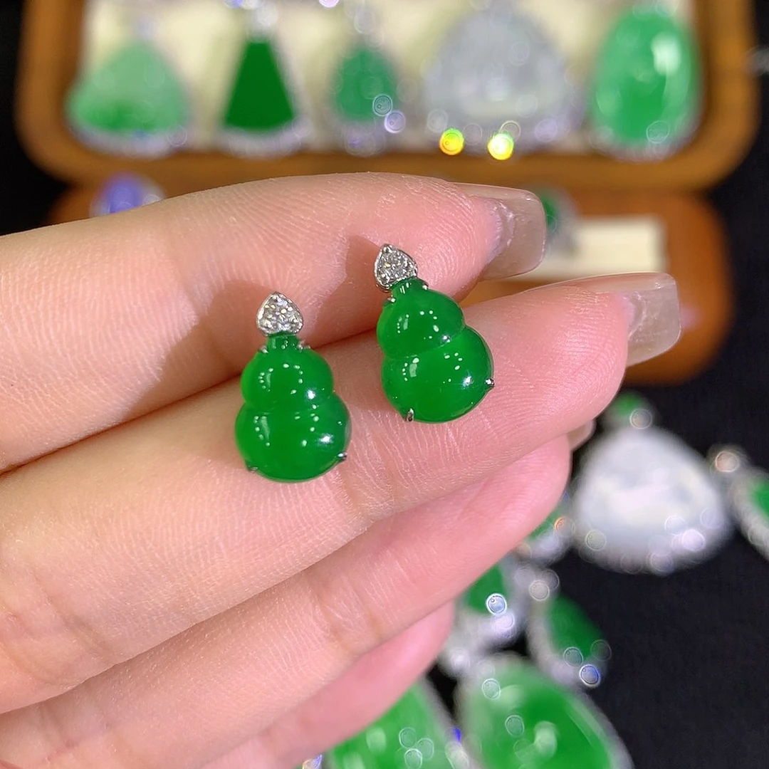 翡翠18K金镶嵌耳饰888888