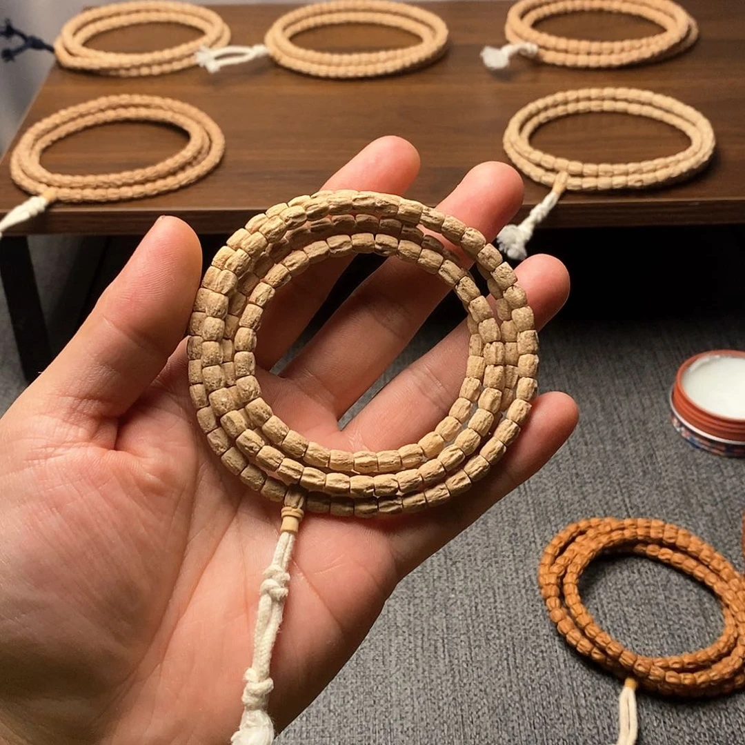 柏香籽/百香籽手串有**?