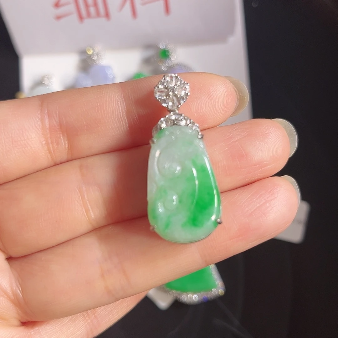 翡翠银S925镶嵌颈饰