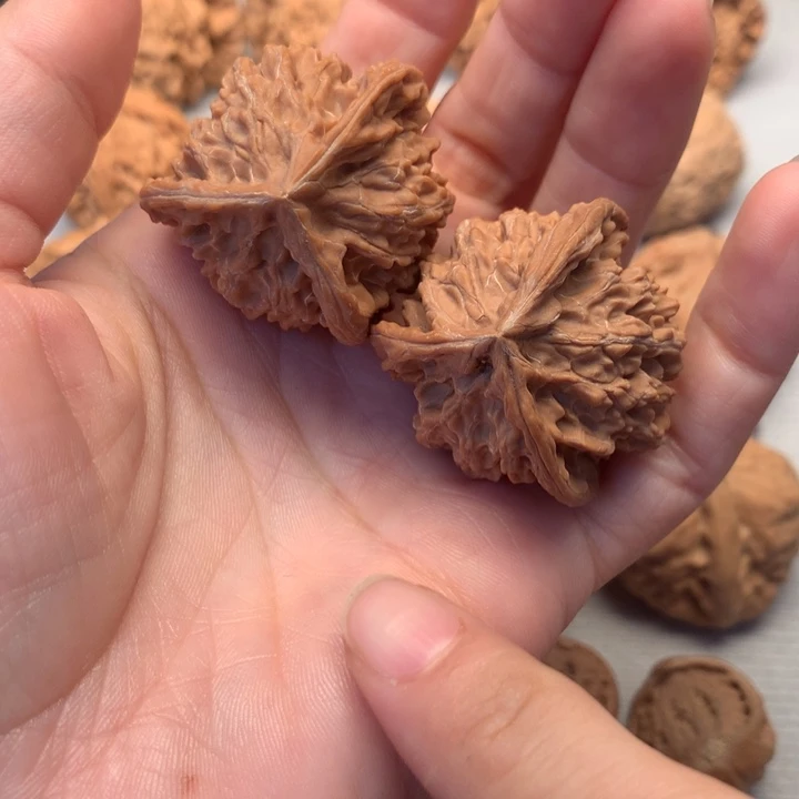 把件文玩核桃全品盘山三棱36