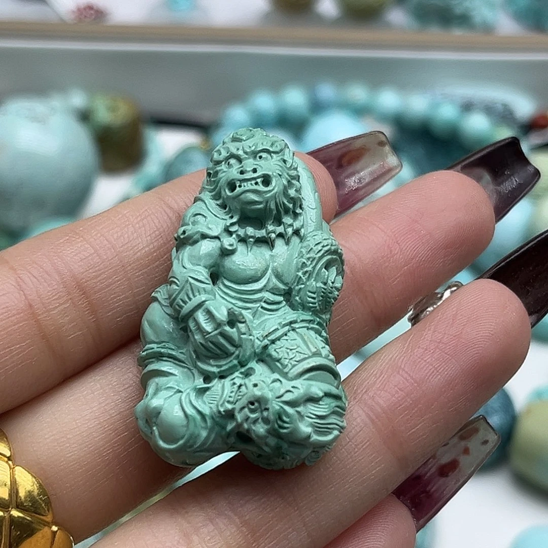 大***珂绿松石未镶嵌珠宝奇石