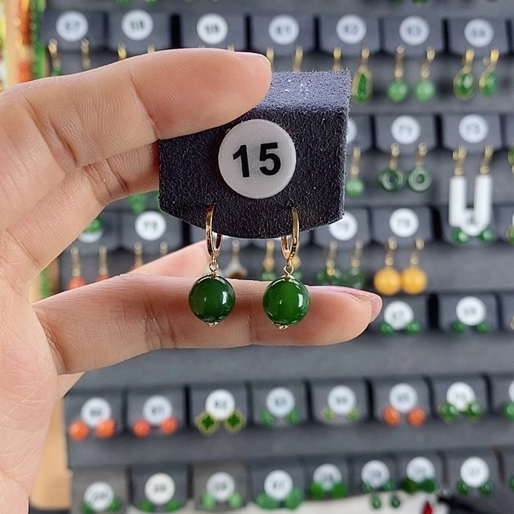 和田玉耳饰18K金镶嵌