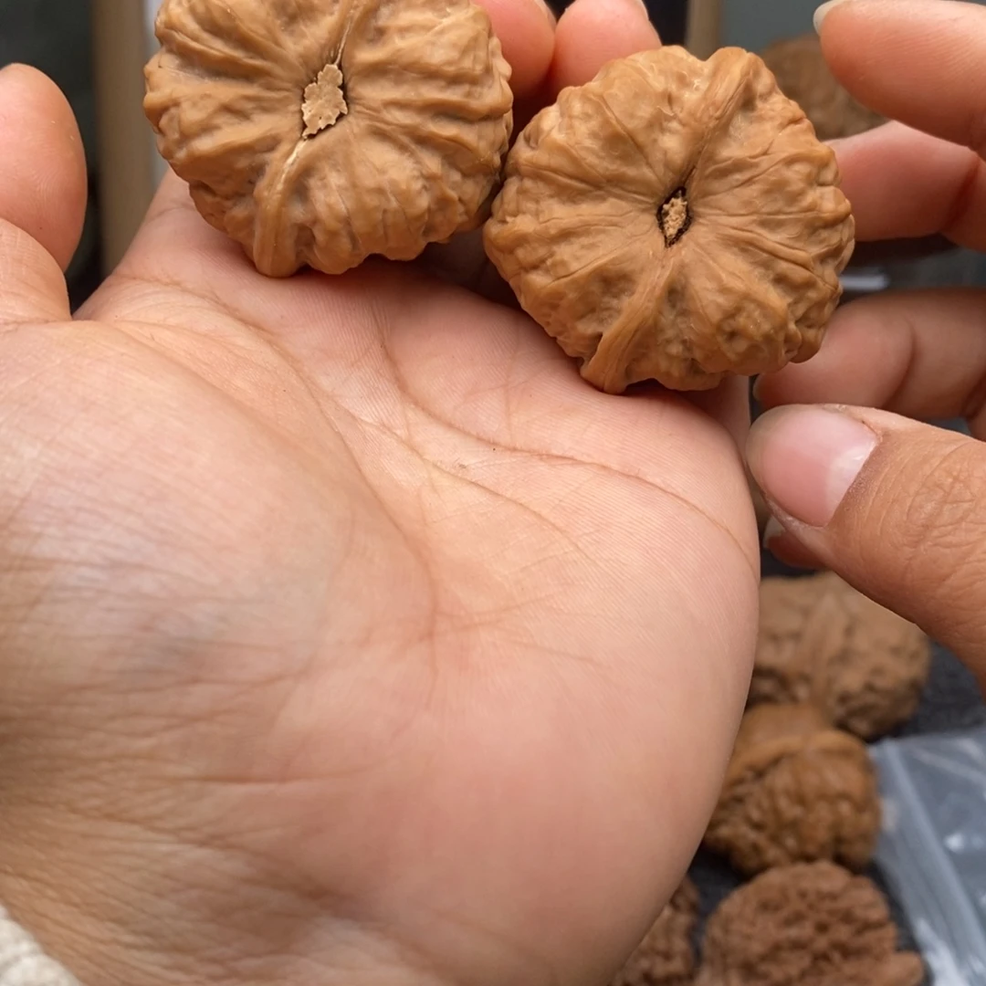 文玩核桃把件39蛤蟆头140