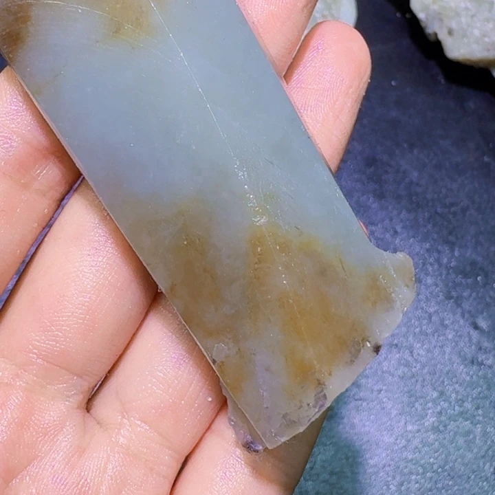 未镶嵌和田玉（糖玉）珠宝半成品