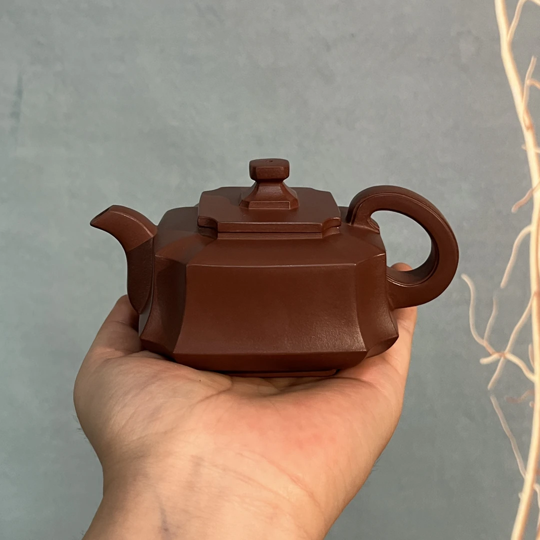 宜兴紫砂壶紫泥四方抽角220毫升左右