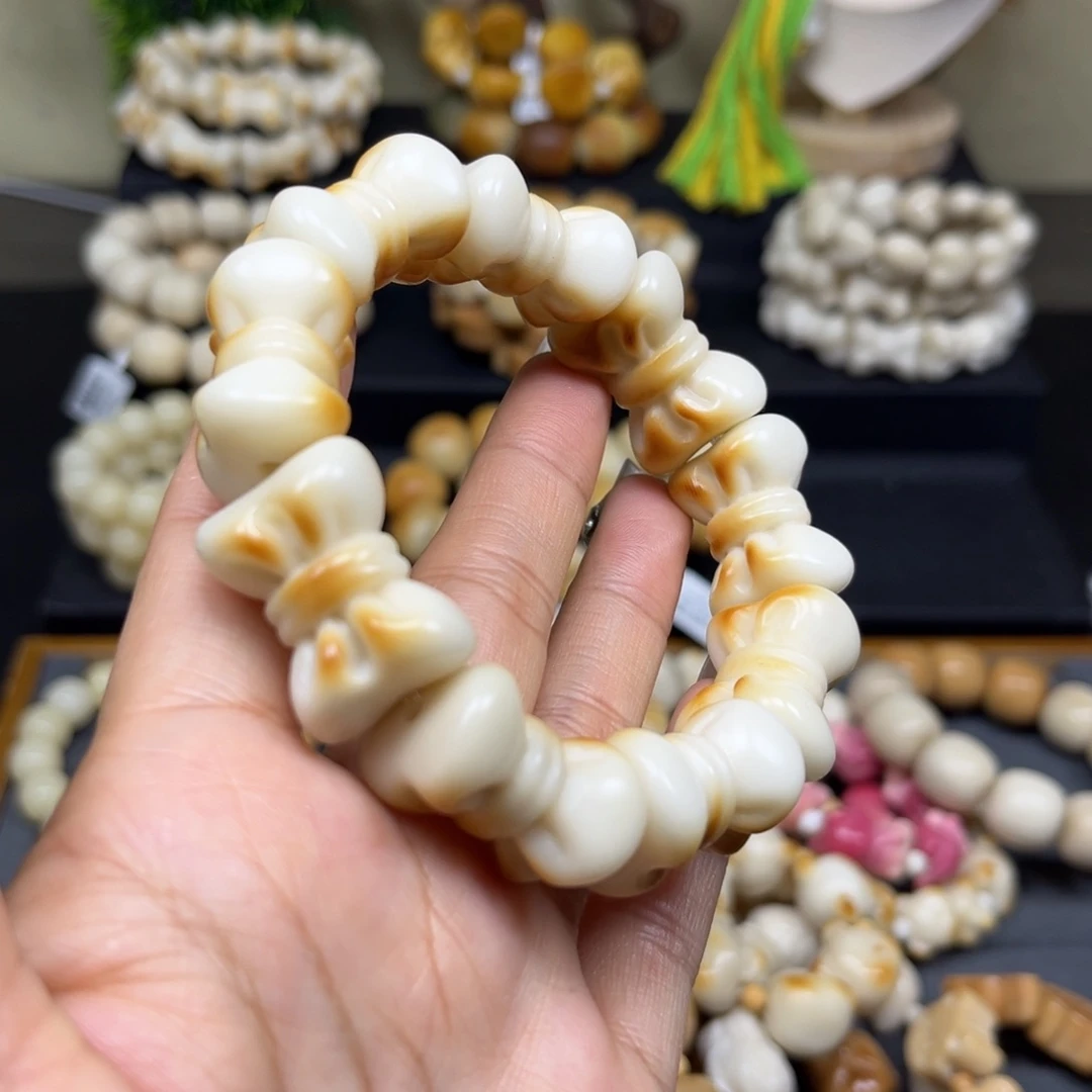 菩提根/象牙果吊坠2.18.118蝴蝶结