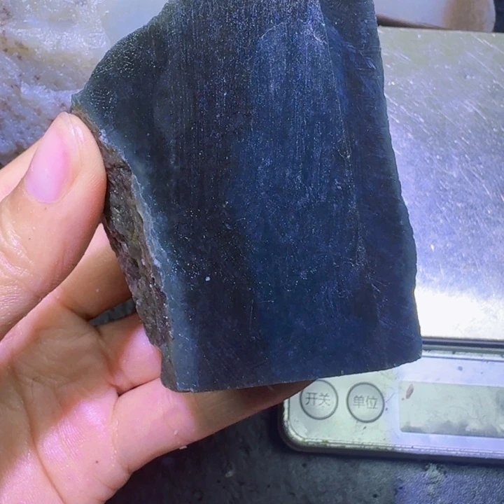 和田玉未镶嵌珠宝半成品