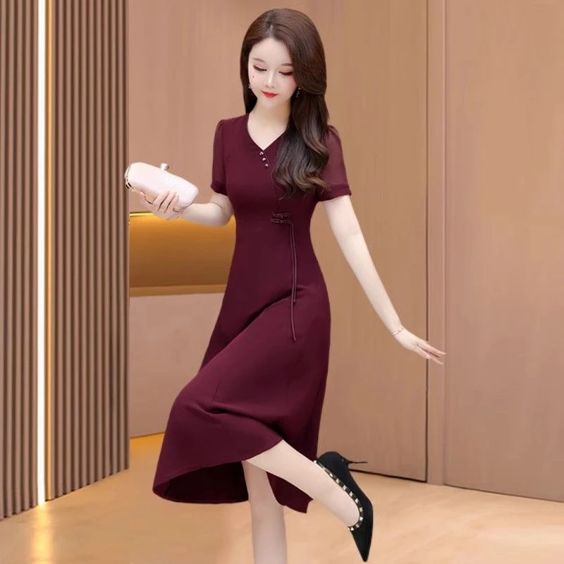 广州十三行爆款连衣裙女春装2025新款轻奢高级感开春夏季短袖裙子