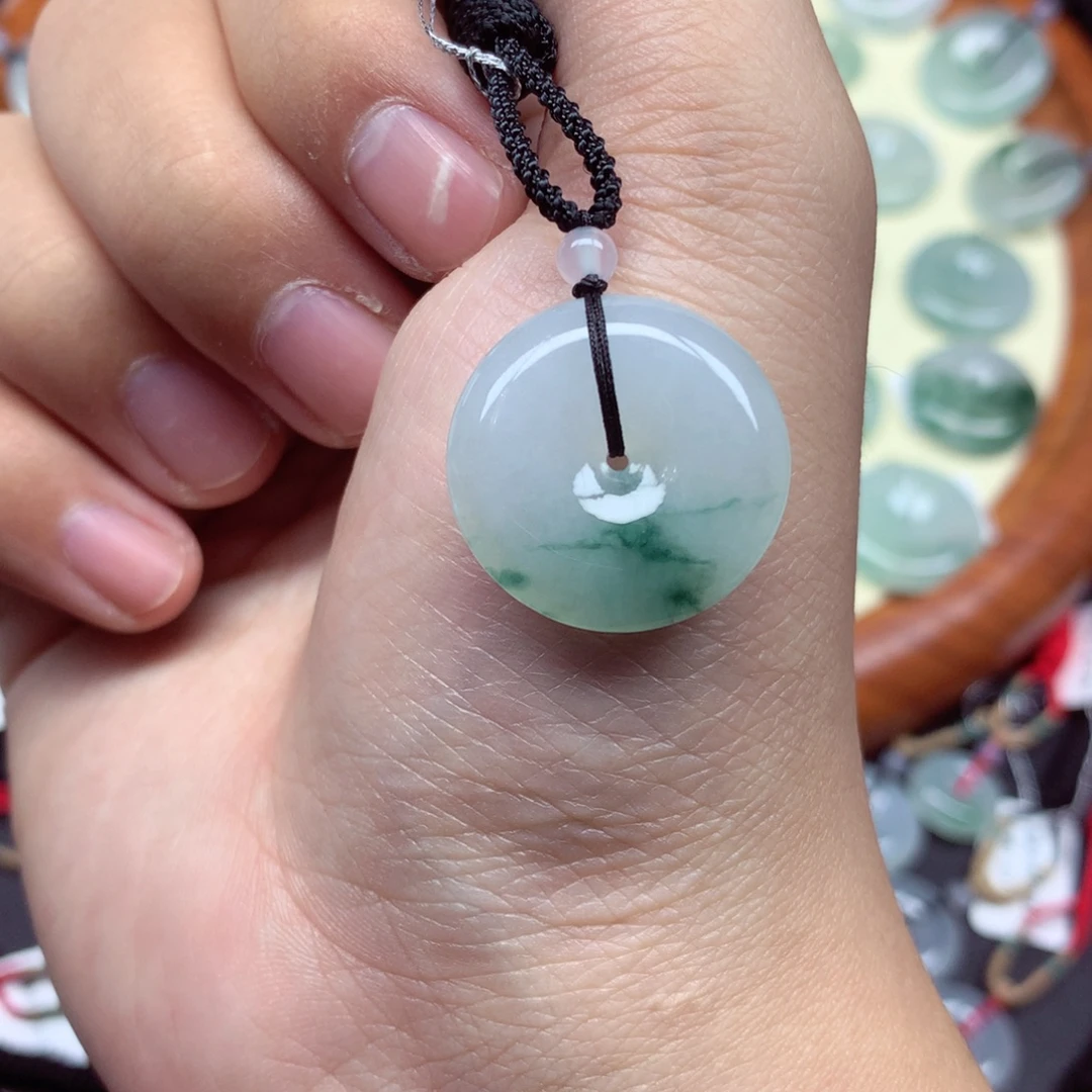 翡翠未镶嵌颈饰吊坠23/5.6mm
