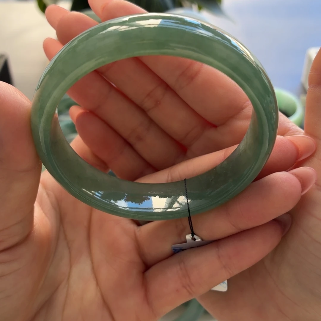 翡翠未镶嵌手镯天然