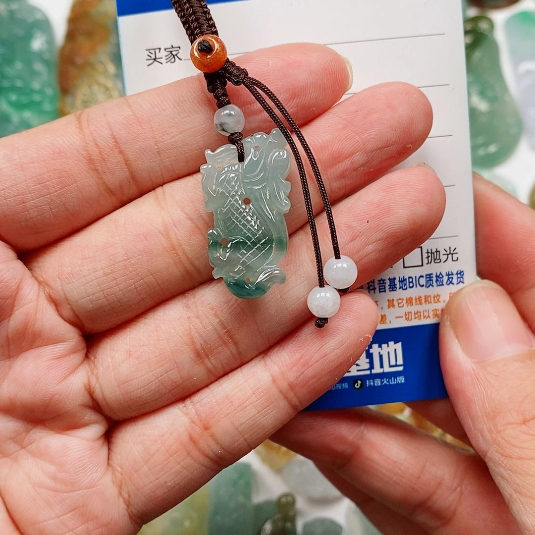 颈饰未镶嵌翡翠立体龙