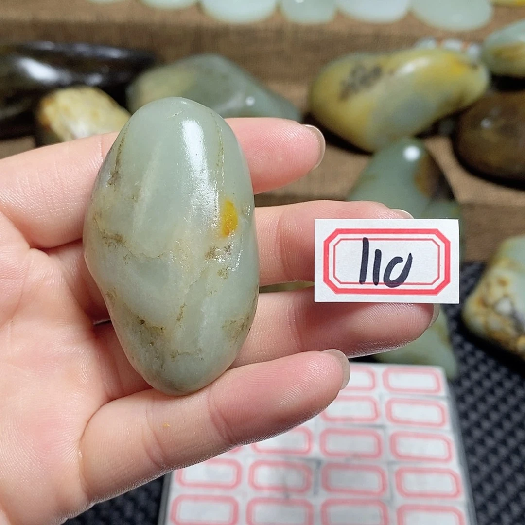 未镶嵌和田玉挂件110