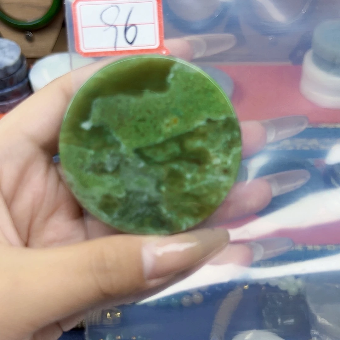 和田玉未镶嵌珠宝半成品