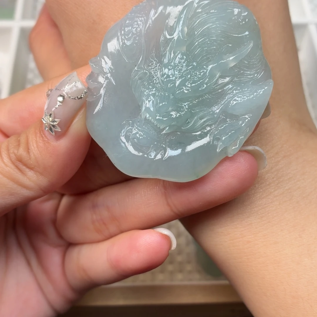 定制翡翠未镶嵌龙牌
