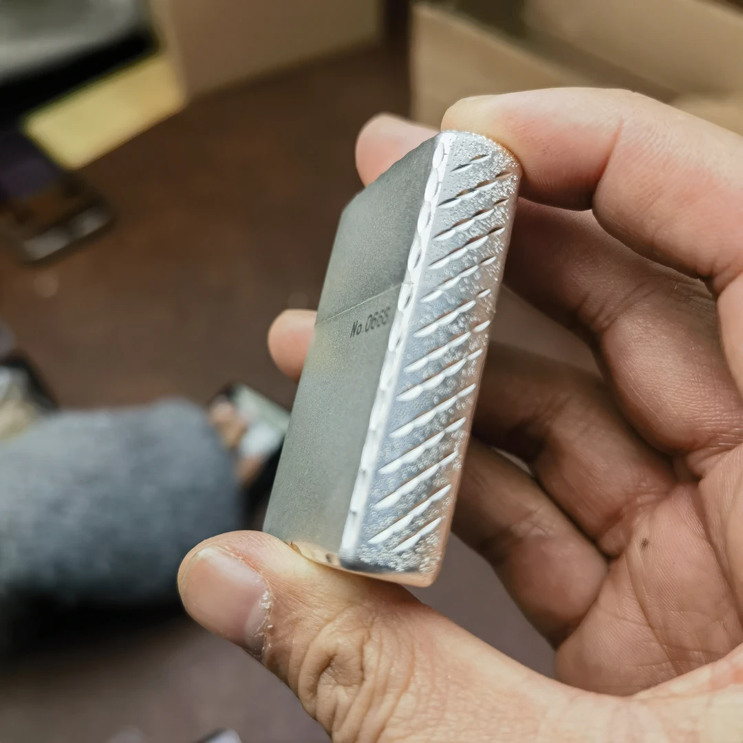 Zippo打火机镀银流星雨