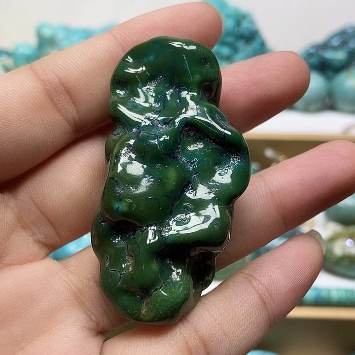 未镶嵌绿松石颈饰