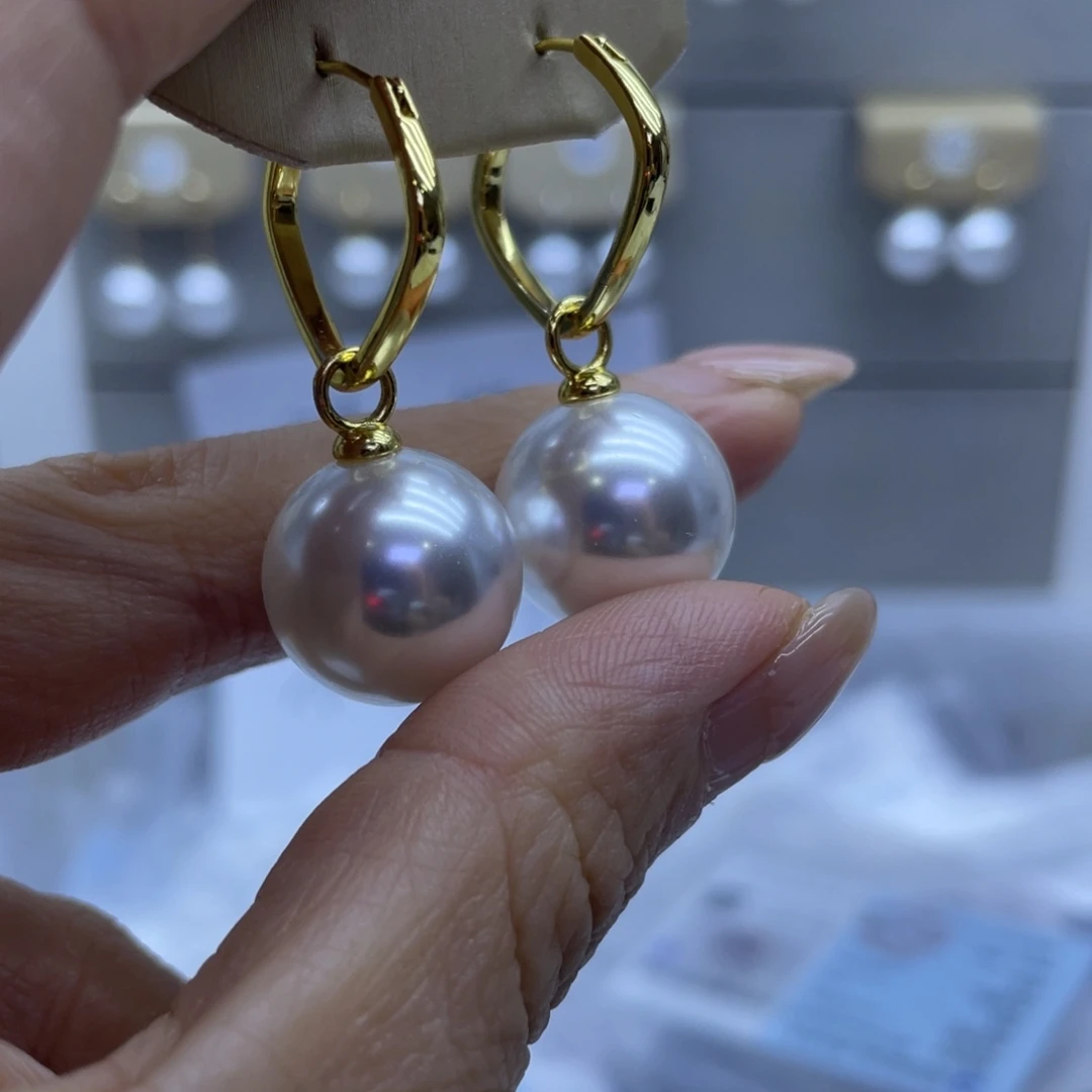 淡水珍珠未镶嵌耳饰