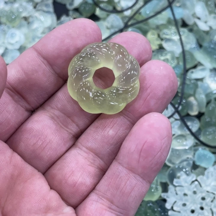 蛇纹石玉合金颈饰