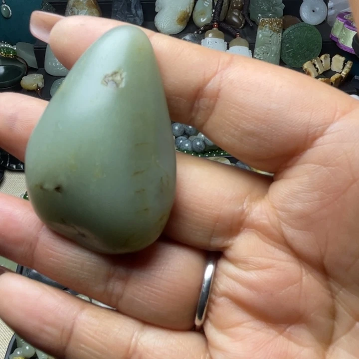 和田玉未镶嵌珠宝半成品