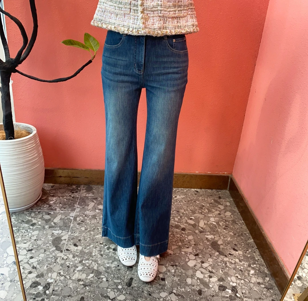 （默茗服装）小开叉牛仔阔腿裤