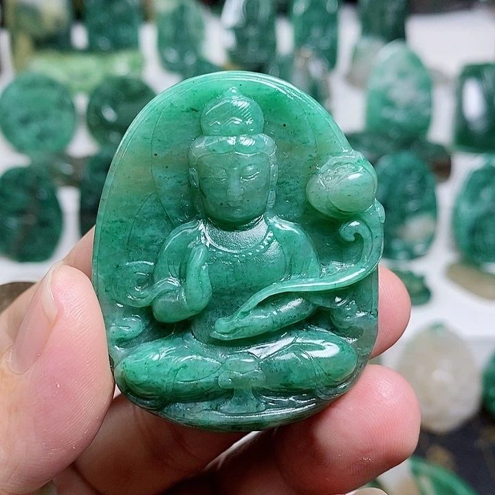 未镶嵌独山玉颈饰