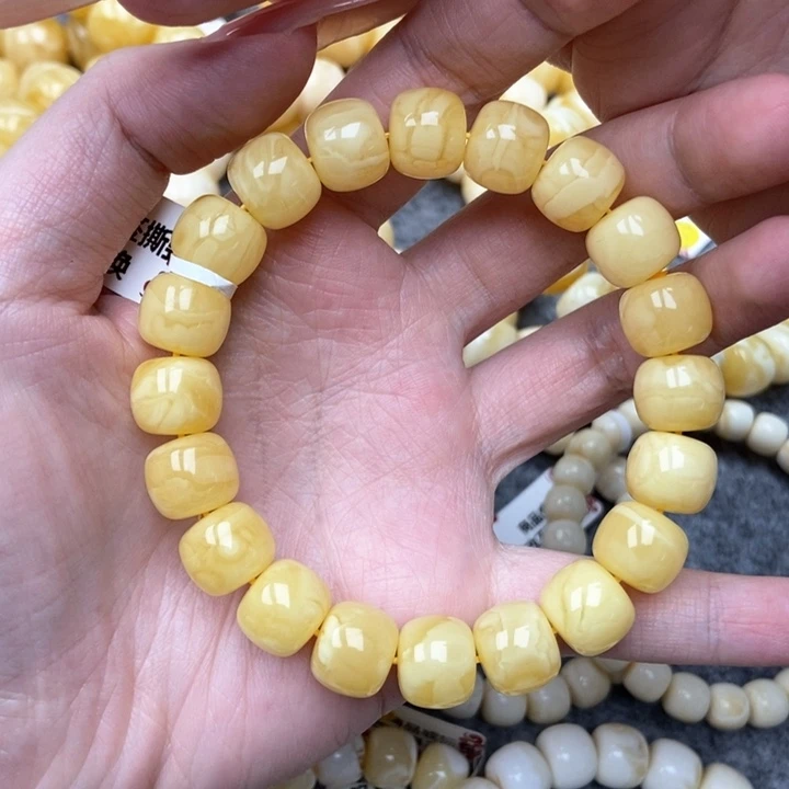 琥珀未镶嵌珠宝奇石11