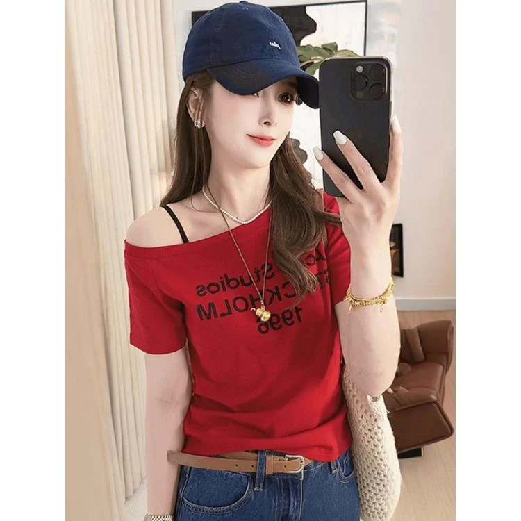 小个子斜肩短袖t恤女2025夏季新款爆款字母印花时尚洋气露肩上衣