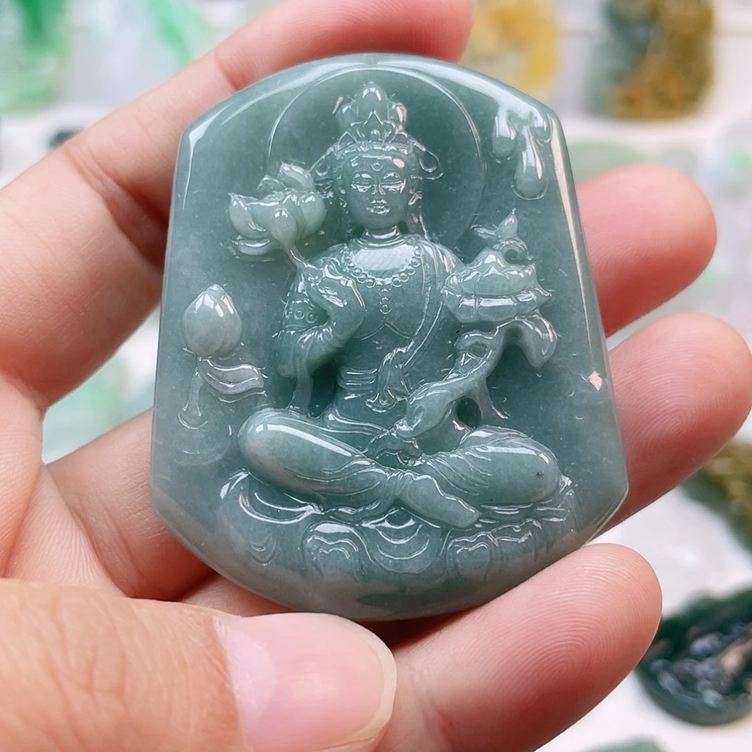 翡翠颈饰未镶嵌大势至