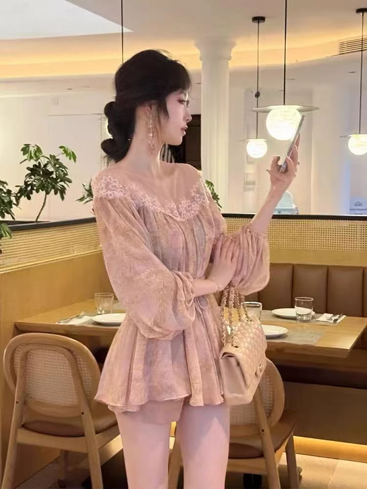 上衣蕾丝显瘦气质长袖时尚法式甜美网红洋气夏季春季减龄宽松秋季