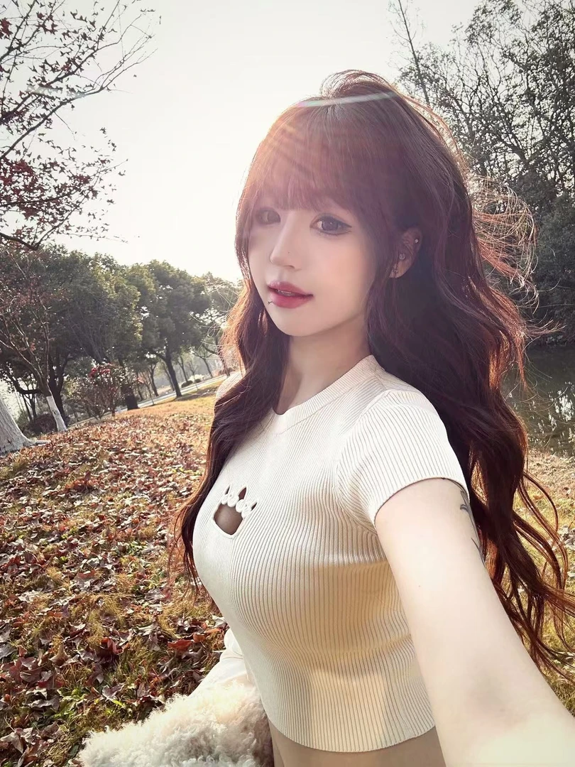 LAB超地板浮浮服饰