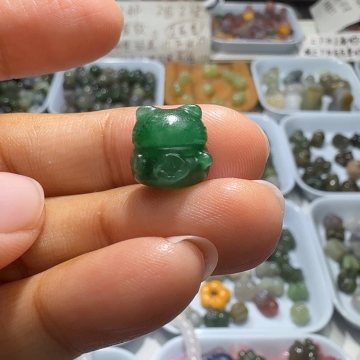 和田玉未镶嵌珠宝半成品