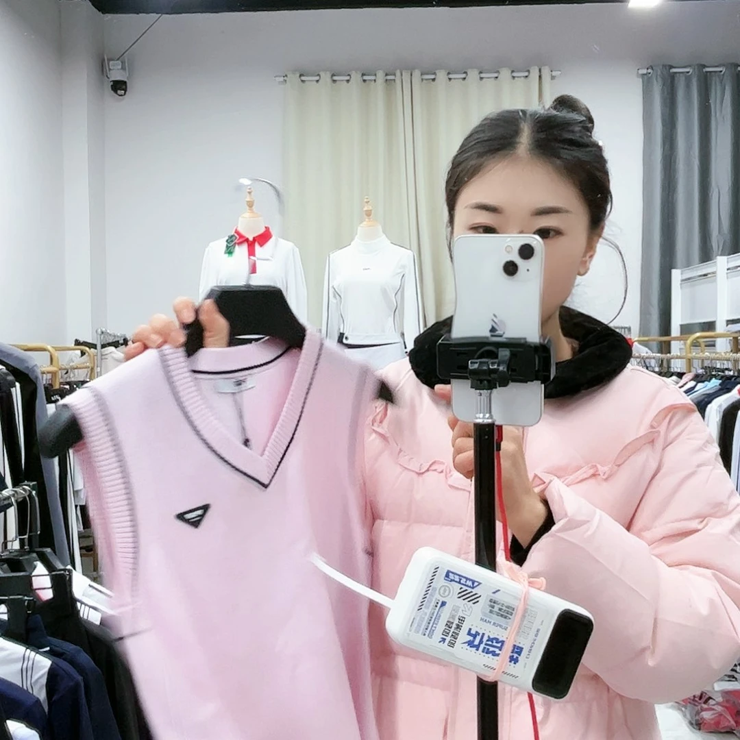 的风格和健健康康看l