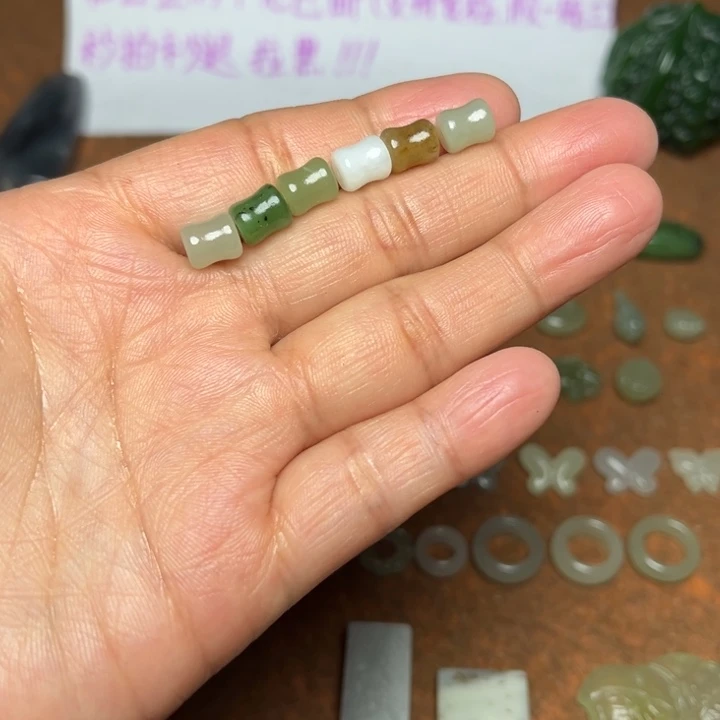 和田玉未镶嵌珠宝半成品26号微瑕款