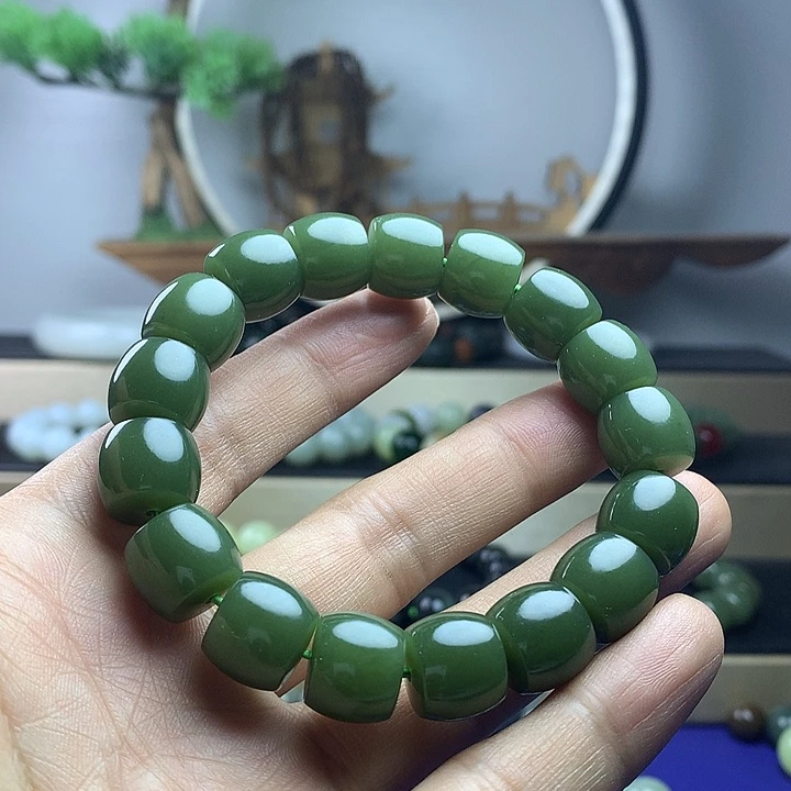 和田玉未镶嵌手串