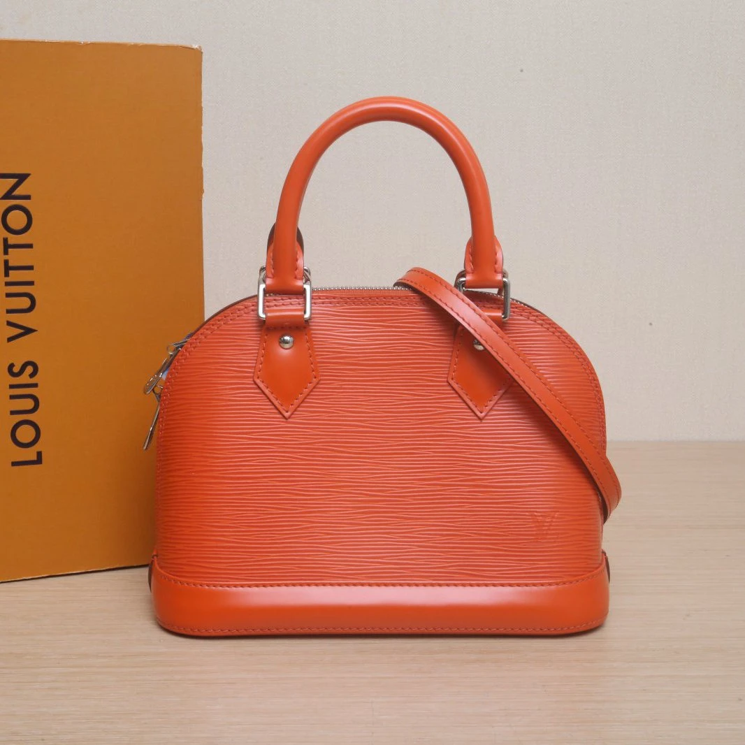 95新 LouisVuitton/路易威登 新粉黑黑贝壳包 BB 橘红色 2013