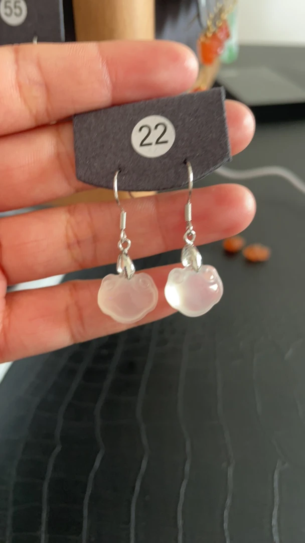 天然玛瑙如意耳坠