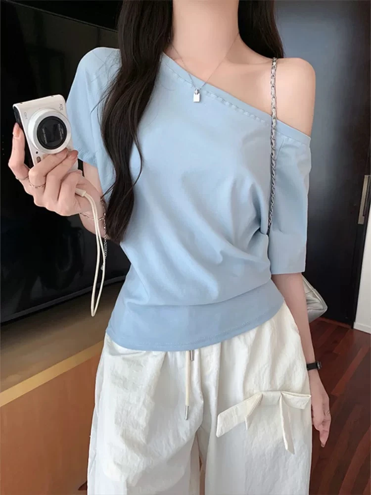 一字肩斜肩纯欲上衣女新款爆款设计感宽松休闲性感露肩短袖t恤夏