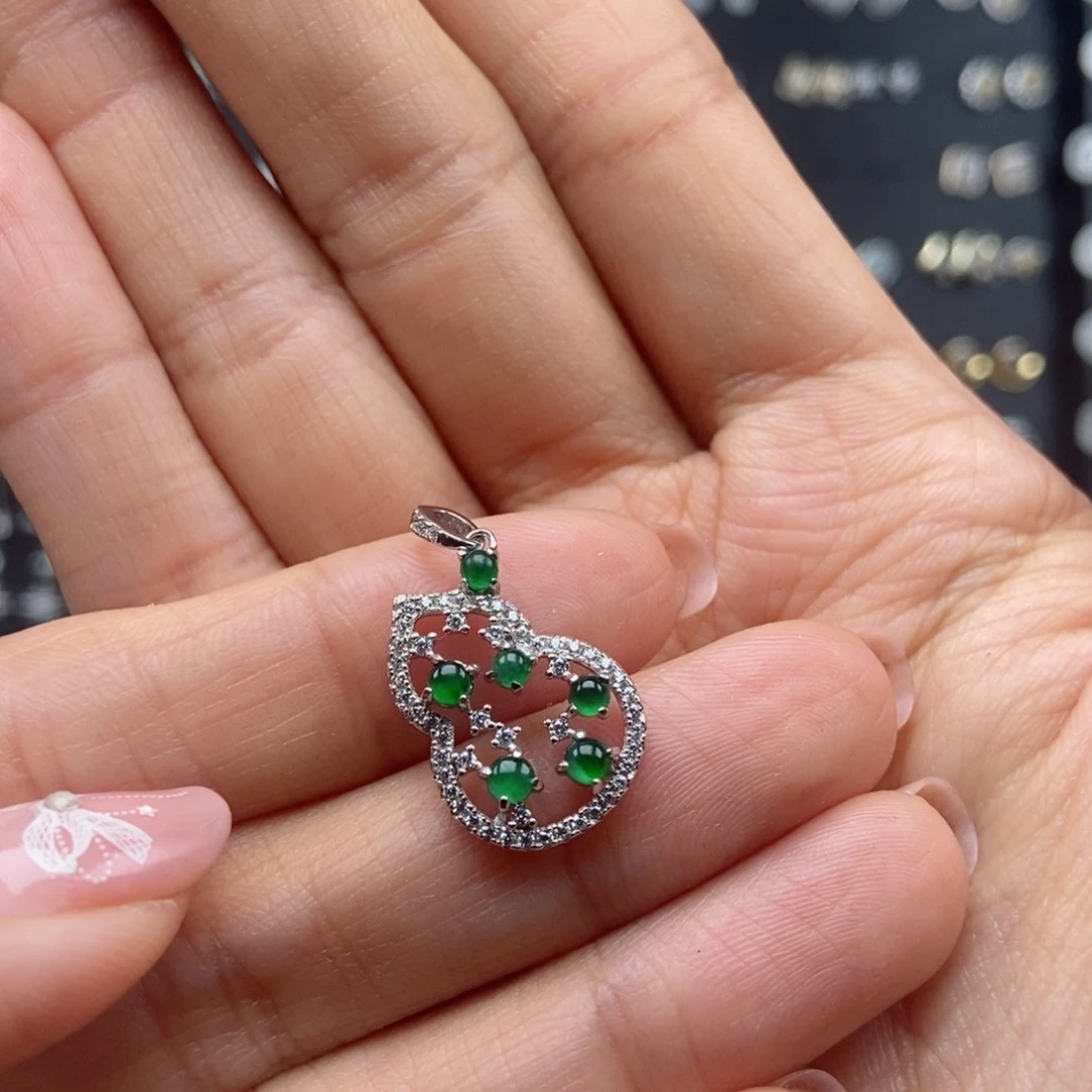 翡翠耳饰银S925镶嵌翡翠首饰