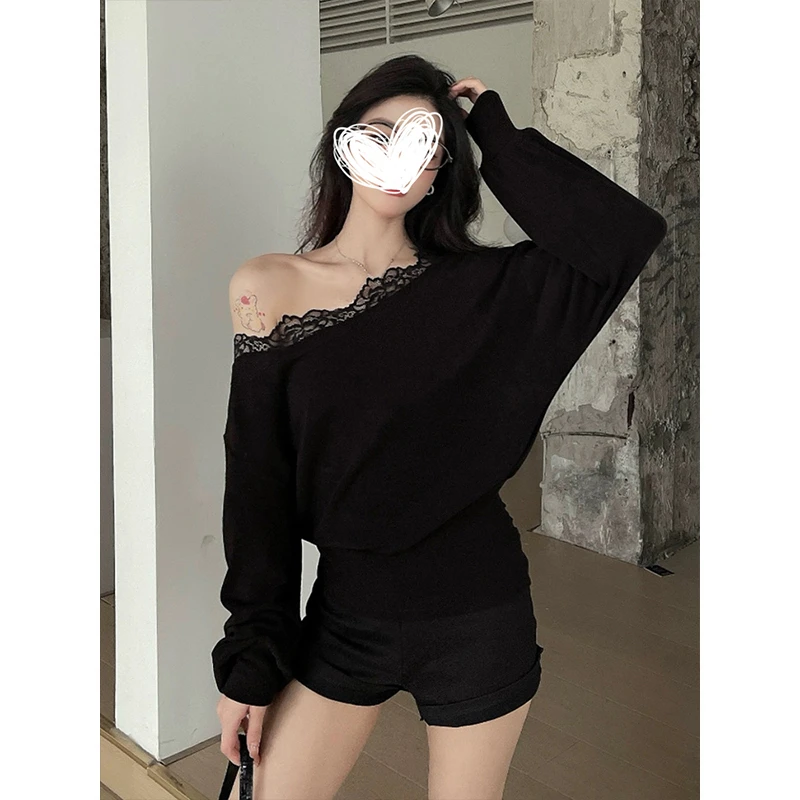 Moses Queen/魔西女王纯欲风露肩蕾丝拼接女春收腰长袖蝙蝠袖上衣