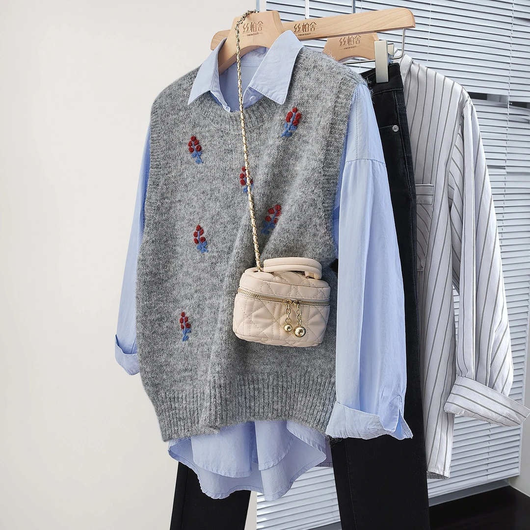 丝柏舍2025秋装新款女装学院风套头马甲宽松款圆领马夹S53W7740J