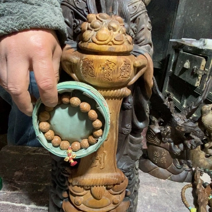 滴血莲花菩提吊坠
