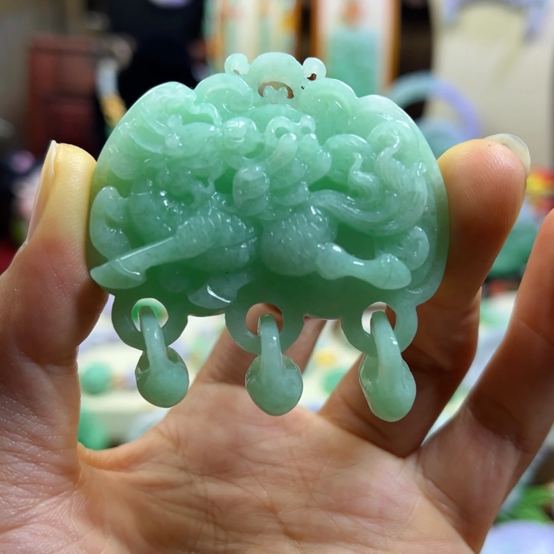 翡翠未镶嵌颈饰天然翡翠