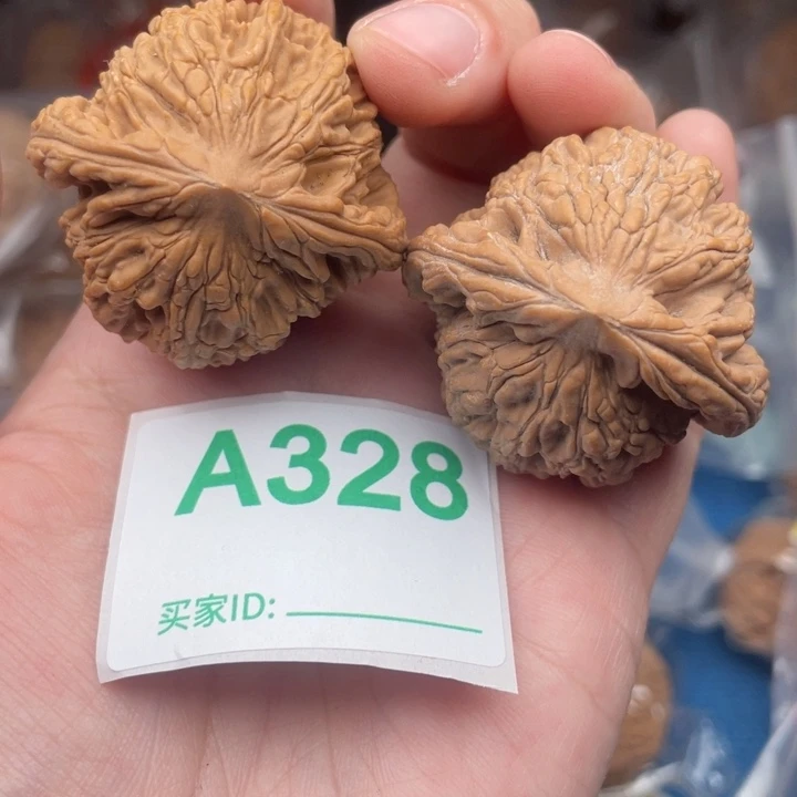 文玩核桃吊坠核桃