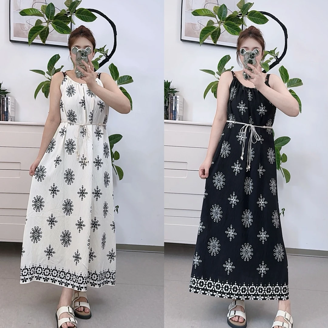 【红袖雨】度假风温柔显瘦碎花裙子夏季大码女装法式吊带裙262692